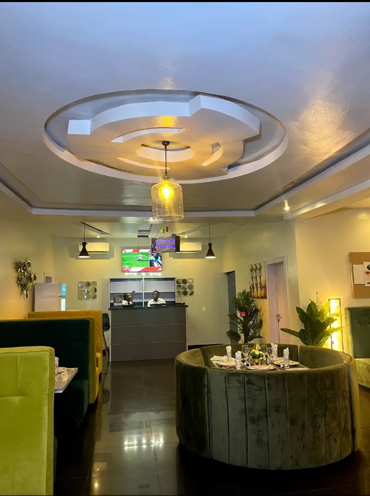 The service counter at Blinkx Hub Lounge